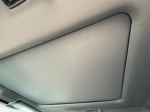 Used 2023 Ford F250 Lariat w/ Chrome Package image 16