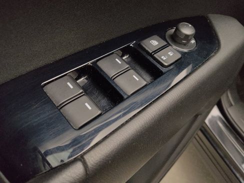 Used 2018 MAZDA CX-5 Sport w/ I-ACTIVSENSE Package image 27