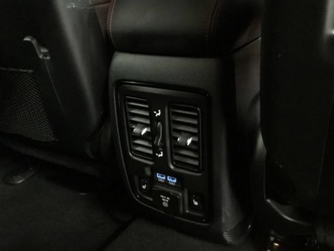 Used 2023 Dodge Durango GT AWD/4WD image 22