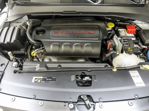 Used 2022 Jeep Compass Limited image 29