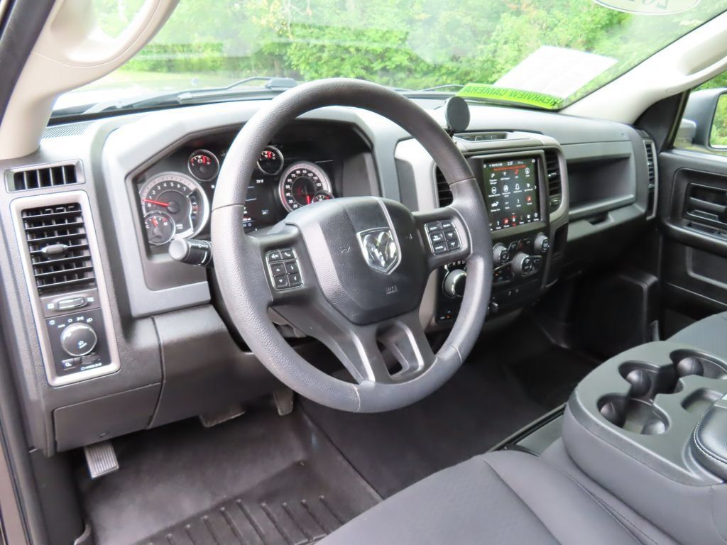 Used 2019 RAM 1500 Express w/ Wheel & Sound Group AWD/4WD image 25