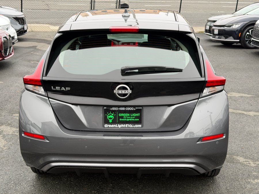 Used 2025 Nissan Leaf S FWD image 6