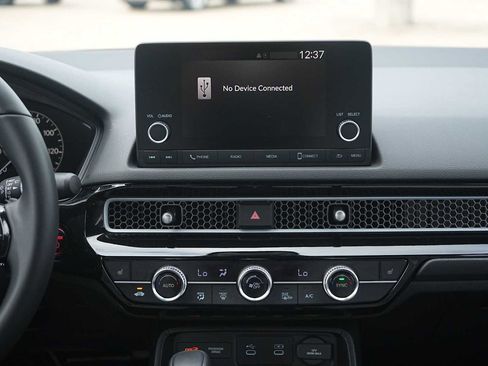 Used 2025 Honda Civic Sport image 19