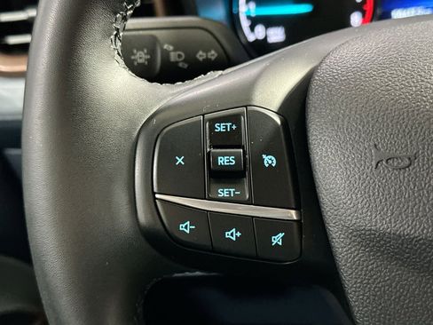 Used 2023 Ford Maverick Lariat w/ Lariat Luxury Package image 21