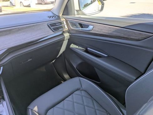 New 2026 Volkswagen Atlas SEL Premium R-Line AWD/4WD image 19
