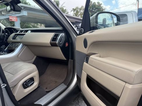 Used 2015 Land Rover Range Rover Sport HSE AWD/4WD image 33