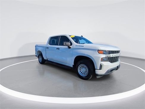 Used 2022 Chevrolet Silverado 1500 Custom image 2