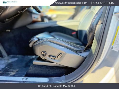 Used 2018 Volvo XC90 T8 Inscription w/ Convenience Package image 11