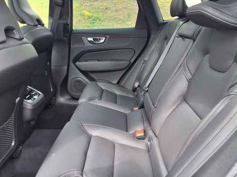 New 2026 Volvo XC60 B5 Ultra w/ Protection Package Premier AWD/4WD image 6