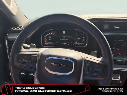 Used 2023 GMC Sierra 1500 Denali w/ Technology Package AWD/4WD image 8