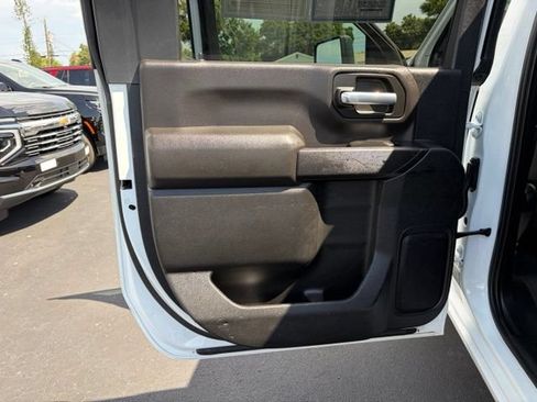 Used 2021 Chevrolet Silverado 2500 LT AWD/4WD image 13