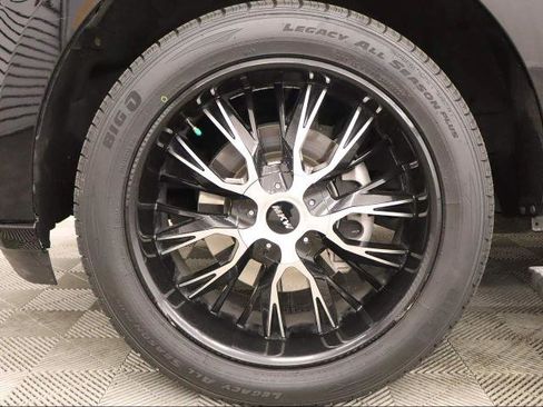 Certified 2022 Ford Expedition Platinum image 13