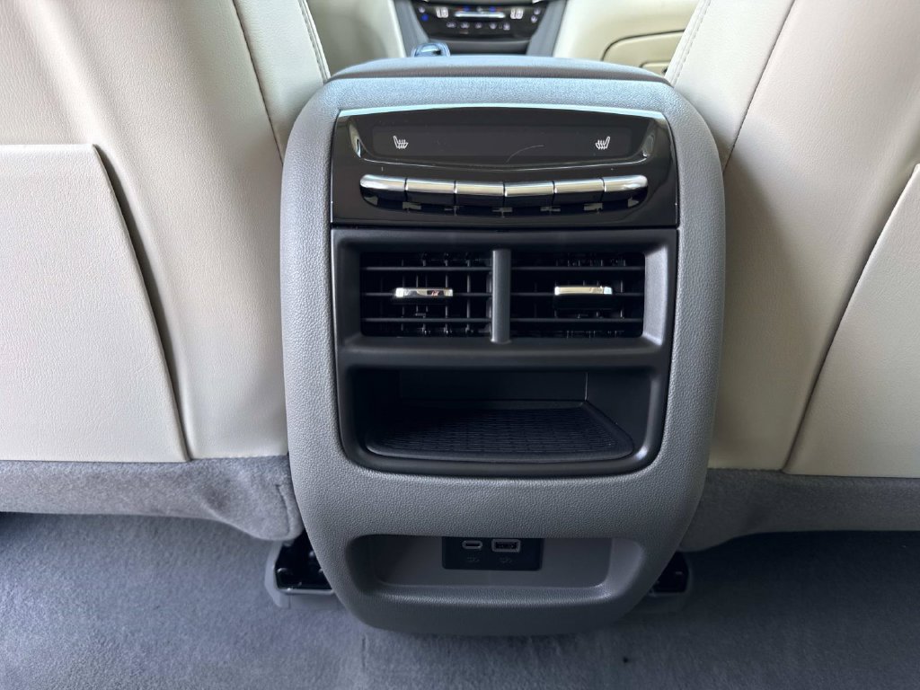 New 2026 Cadillac XT5 Premium Luxury w/ Driver Assist Package FWD image 15