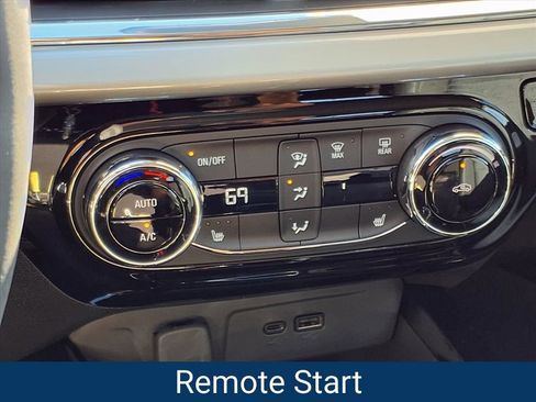 New 2026 Chevrolet Trax LT image 9