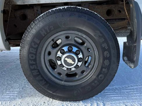 Used 2004 Chevrolet Silverado 2500 LS image 24