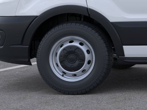 New 2026 Ford Transit 250 Low Roof RWD image 19