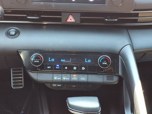 Certified 2025 Hyundai Elantra Sport image 16