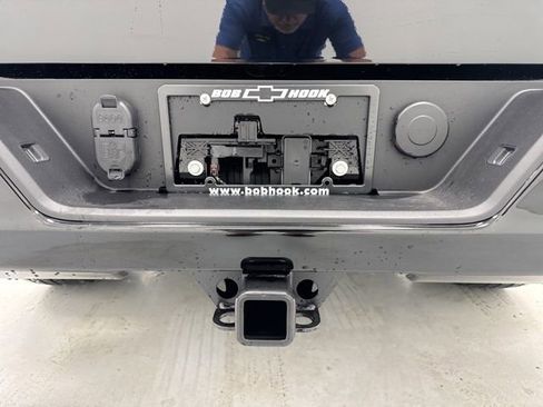 New 2026 Chevrolet Silverado 1500 RST w/ Dark Appearance Package AWD/4WD image 28