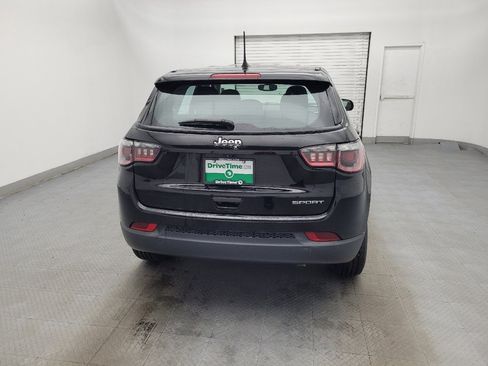 Used 2020 Jeep Compass Sport image 7