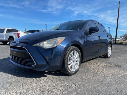 Used 2016 Scion iA image 2