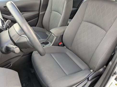 Used 2024 Toyota Corolla LE image 17