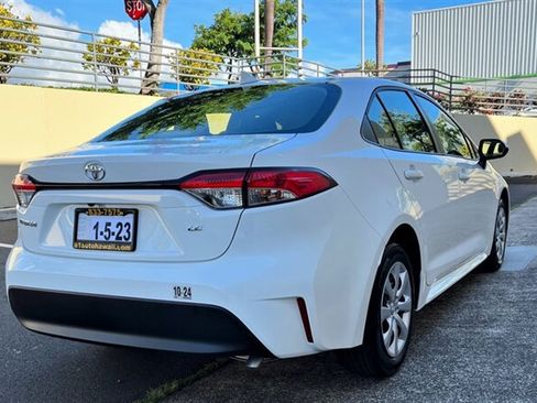 Used 2023 Toyota Corolla LE FWD image 5