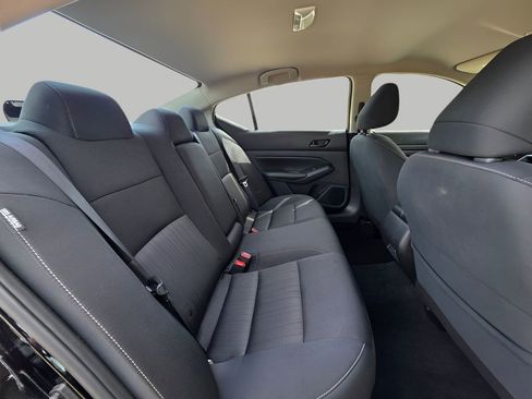 Used 2025 Nissan Altima 2.5 SV FWD image 7