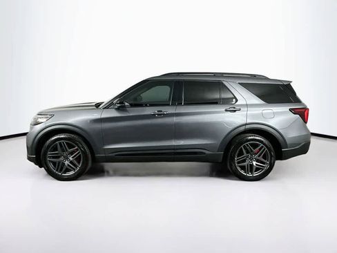 Certified 2025 Ford Explorer ST-Line w/ ST-Line Street Pack AWD/4WD image 3