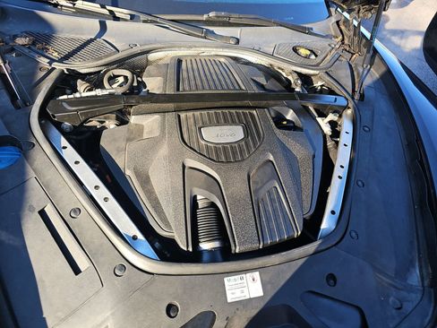 Used 2018 Porsche Panamera 4 image 20