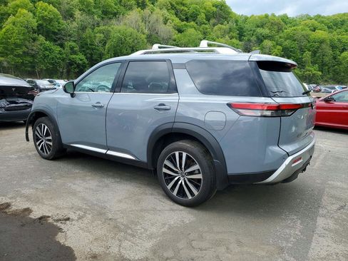 Used 2025 Nissan Pathfinder Platinum AWD/4WD image 4