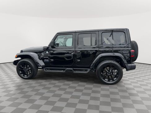 Used 2024 Jeep Wrangler Unlimited Sahara AWD/4WD image 5