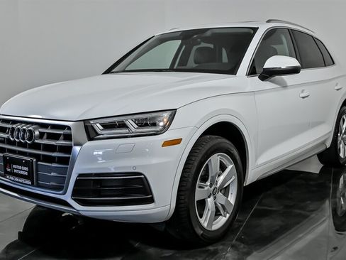 Used 2018 Audi Q5 2.0T Premium Plus w/ Premium Plus Package AWD/4WD image 5
