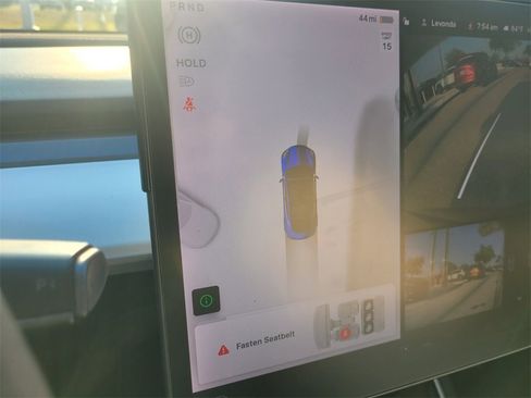 Used 2018 Tesla Model 3 Long Range image 31