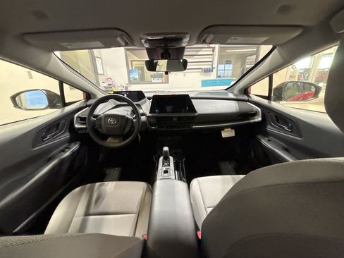 New 2026 Toyota Prius LE image 23