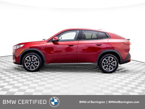 Certified 2026 BMW X2 xDrive28i w/ Technology Package AWD/4WD image 2