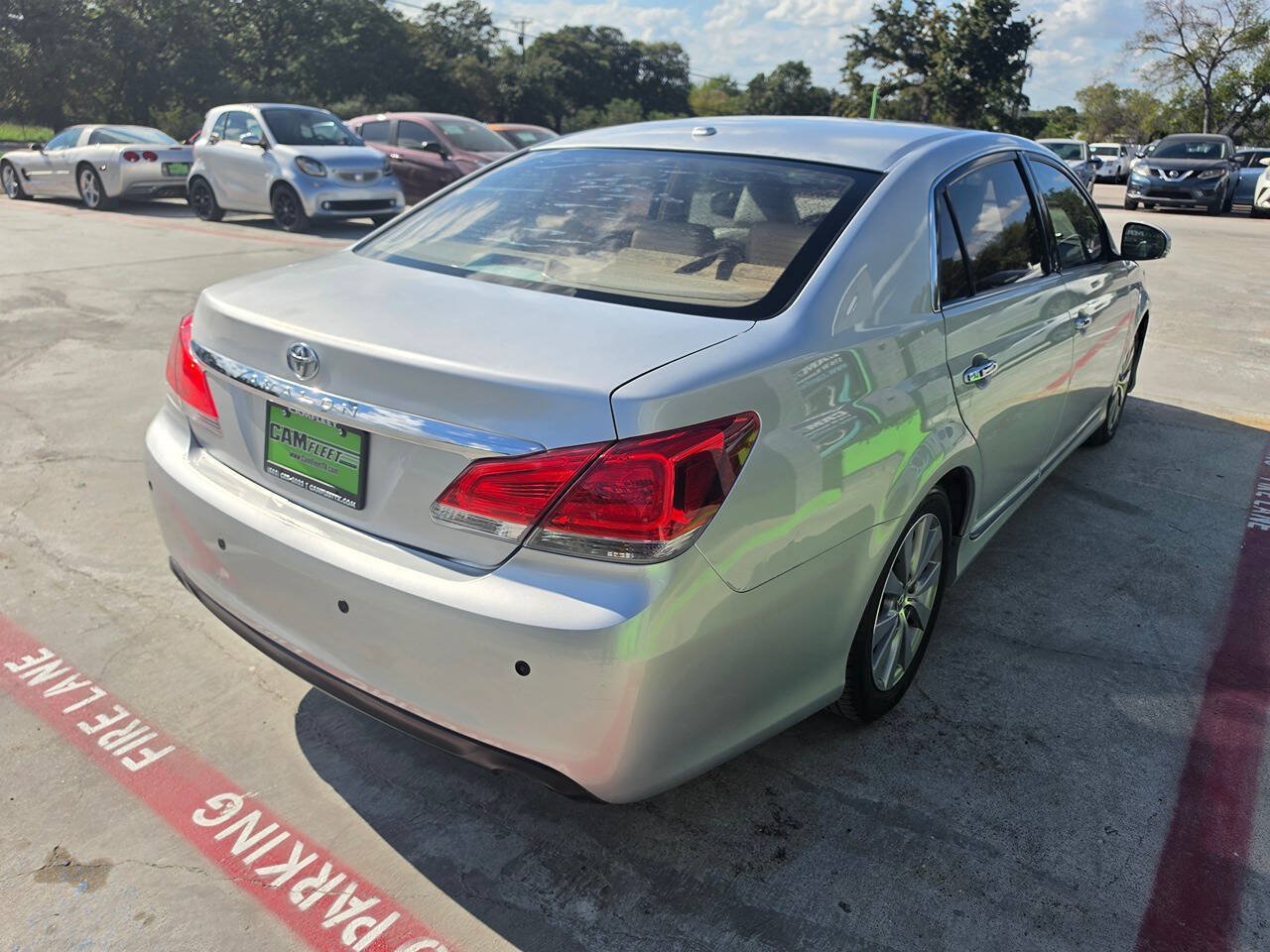 Used 2011 Toyota Avalon Limited FWD image 12