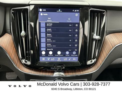 Certified 2023 Volvo XC60 B5 Ultimate w/ Climate Package AWD/4WD image 16