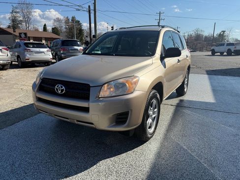 Used 2012 Toyota RAV4 FWD image 2