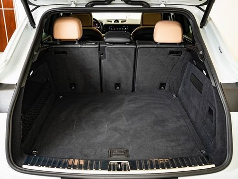 Certified 2024 Porsche Cayenne Coupe image 20