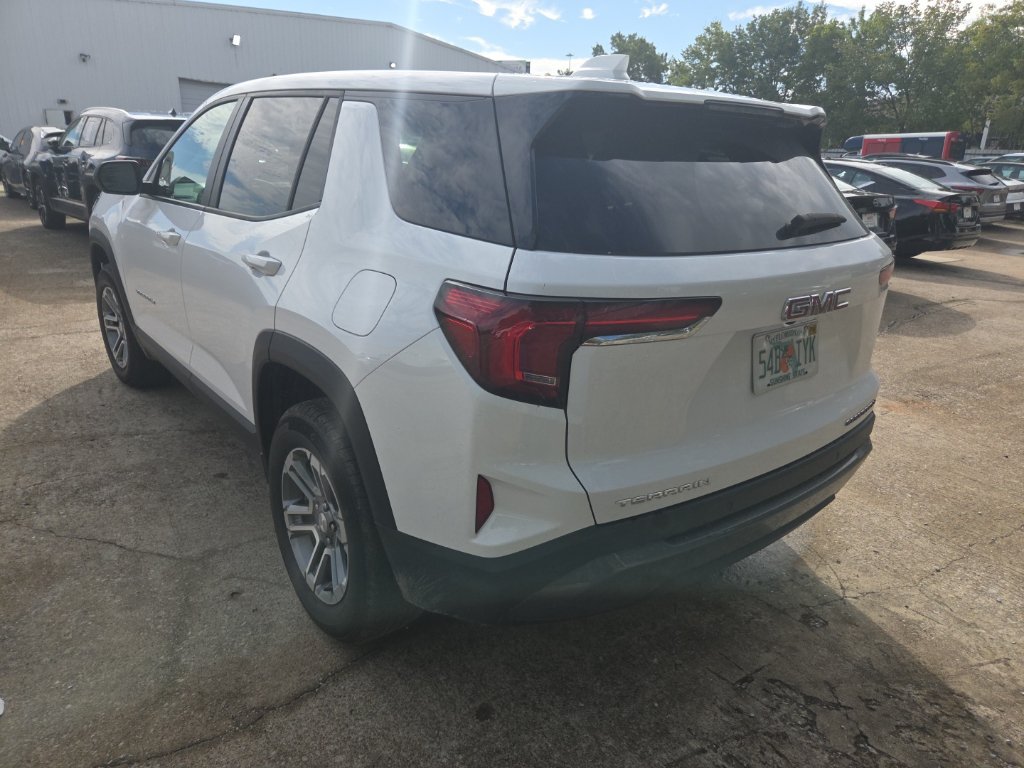 Used 2026 GMC Terrain Elevation FWD image 8