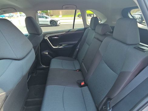 Certified 2025 Toyota RAV4 XLE AWD/4WD image 27