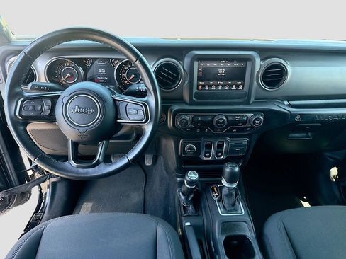 Used 2022 Jeep Wrangler Sport AWD/4WD image 24