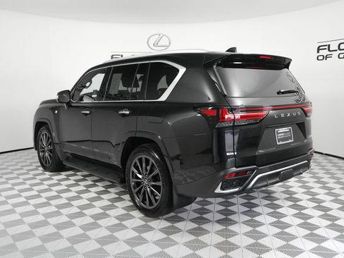 Certified 2025 Lexus LX 600 F Sport image 5