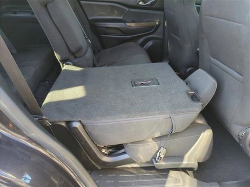 Used 2018 GMC Acadia SLE image 23