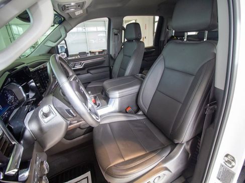 Used 2024 Chevrolet Silverado 2500 LTZ w/ LTZ Plus Package image 15