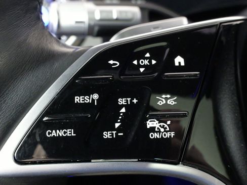 Used 2023 Mercedes-Benz EQS 580 4MATIC SUV image 49