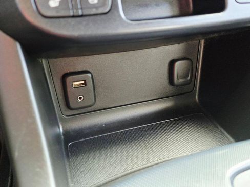 Used 2015 Chevrolet Colorado Z71 AWD/4WD image 20