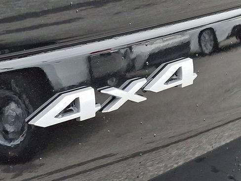 New 2025 Jeep Grand Cherokee L Laredo image 20