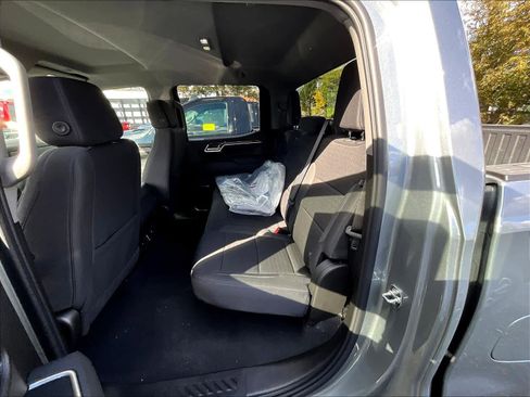 New 2026 Chevrolet Silverado 1500 LT image 15