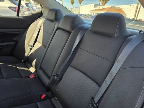 Used 2023 Nissan Altima 2.5 SV FWD image 17